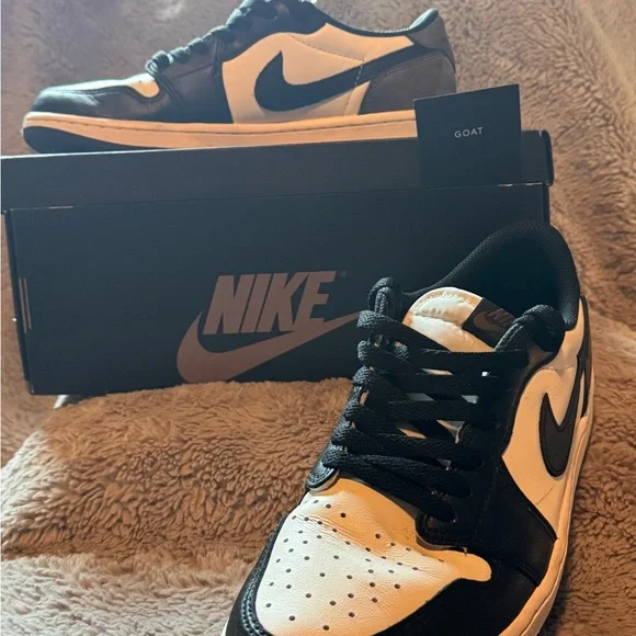 Nike Air Jordan 1 Retro Low OG - Dark Mocha - Picture 2 of 6